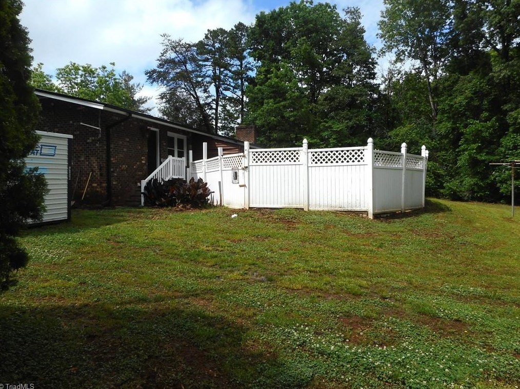 5844 Nc Highway 49, Burlington NC  27215-9635 exterior