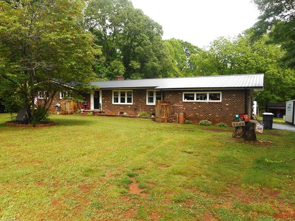 5844 Nc Highway 49, Burlington NC  27215-9635 exterior