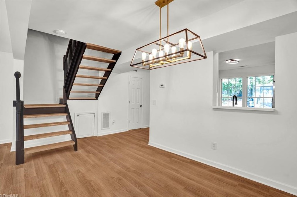 154 Luxon Pl, Cary NC 27513-4835 exterior