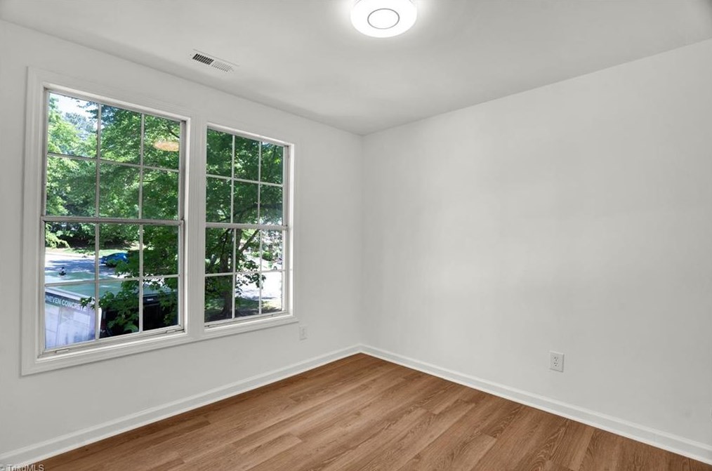 154 Luxon Pl, Cary NC 27513-4835 exterior