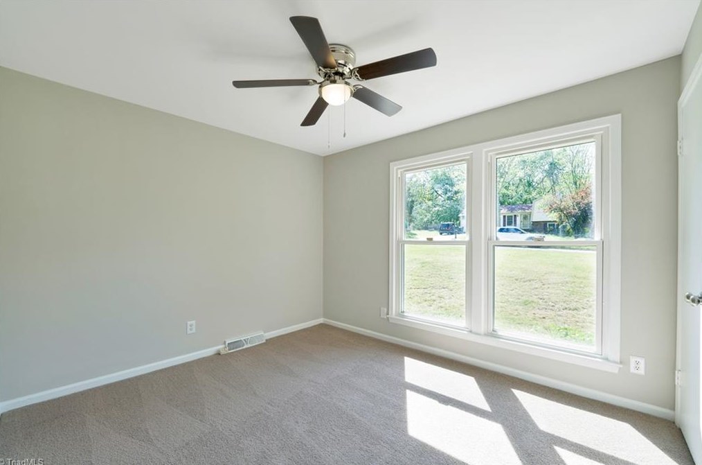 2629 Pine Lake Dr, Greensboro NC  27407-6618 exterior