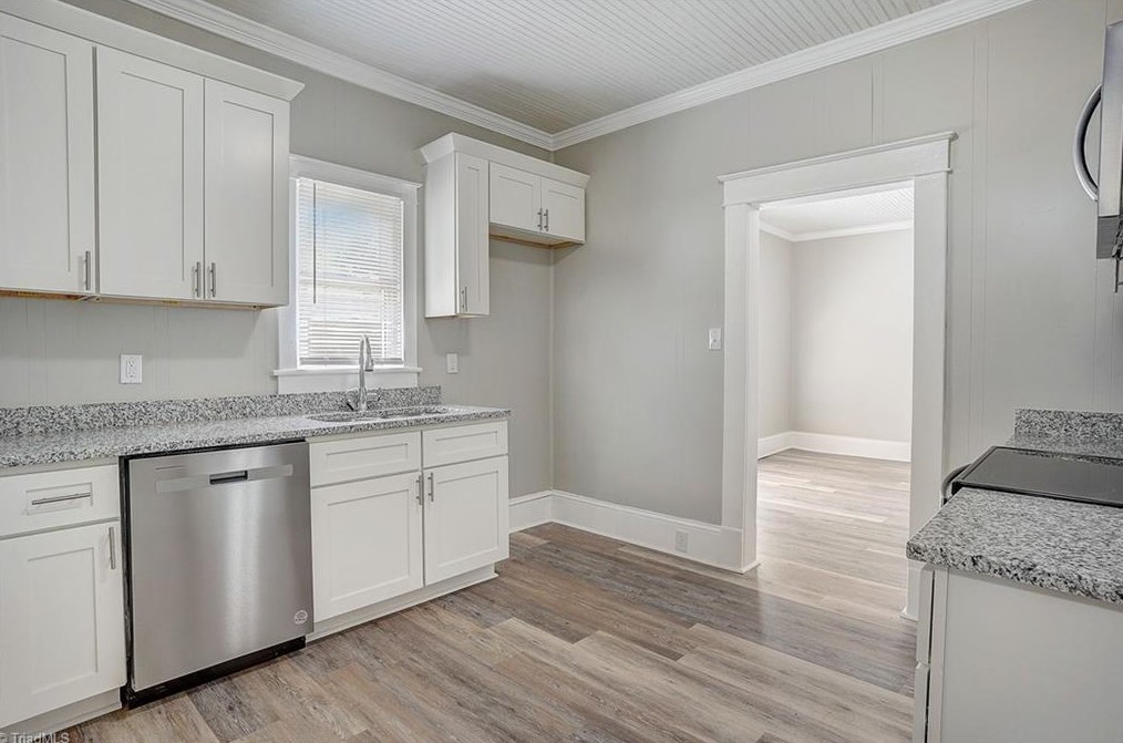 2311 Vandalia Rd, Greensboro NC  27406-6451 exterior