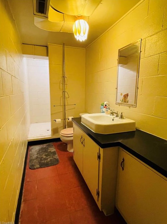 127 Pineview Dr, Mount Airy NC 27030-5145 exterior