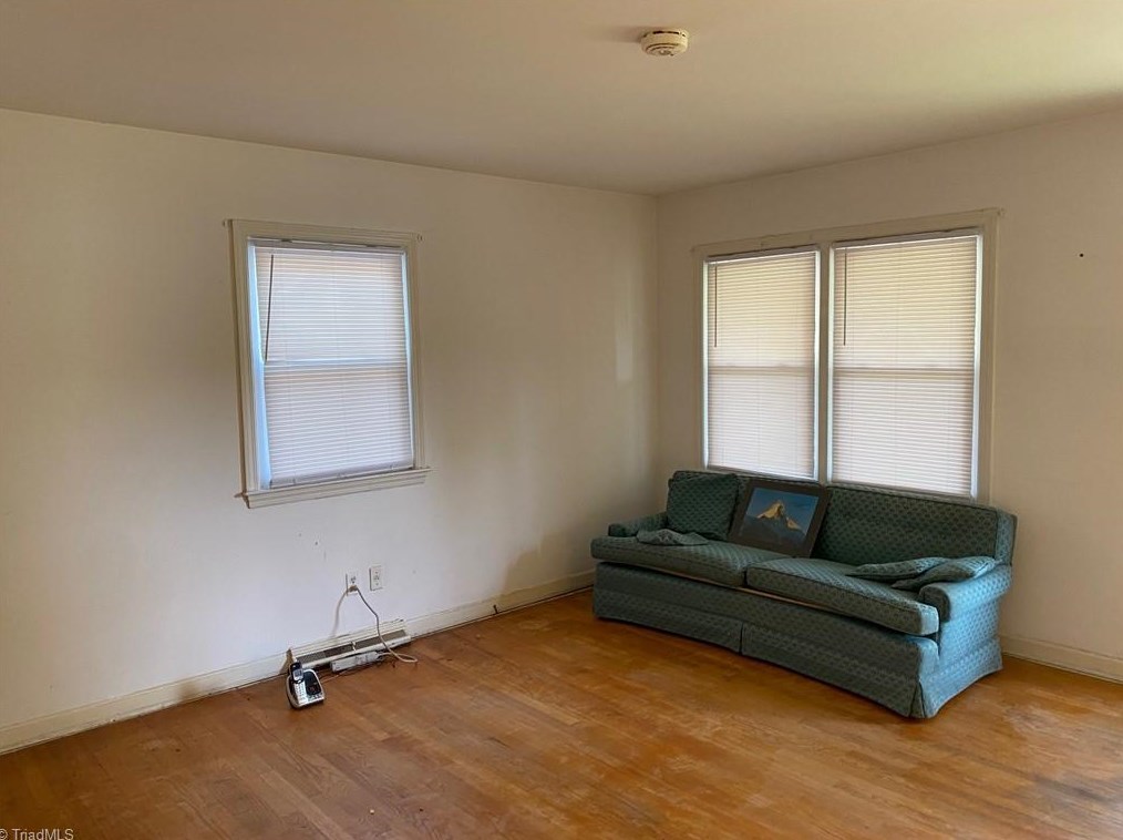 1408 Tarleton Ave, Burlington NC  27215-2136 exterior