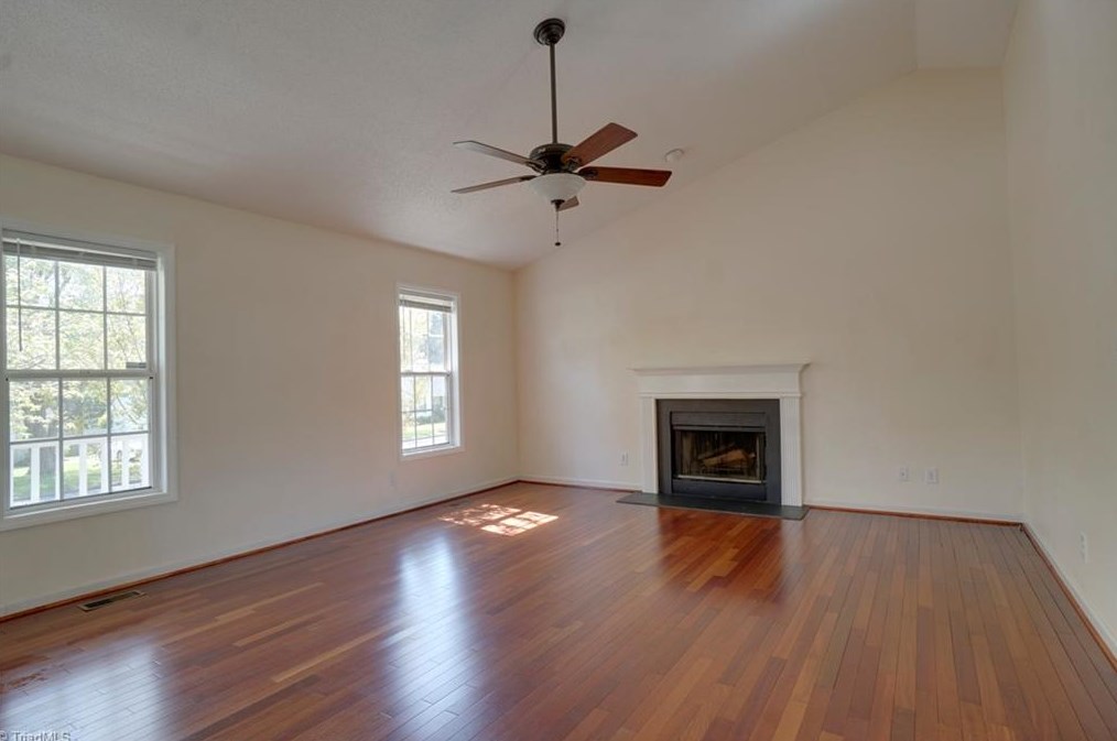 7100 Chaftain Pl, Greensboro NC  27410-8658 exterior