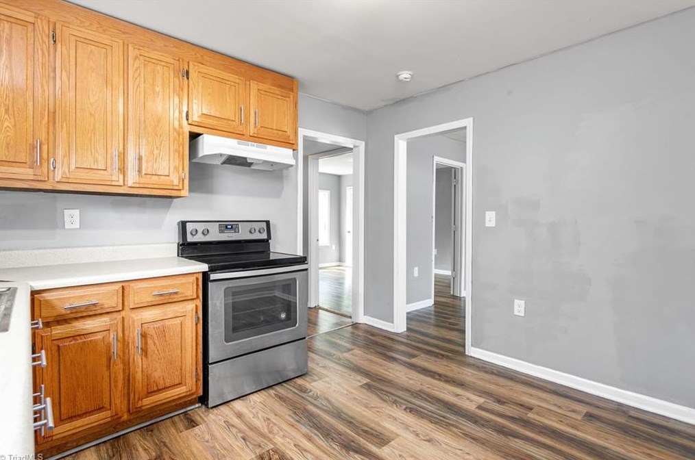1208 Anderson Pl, High Point NC  27260-6807 exterior
