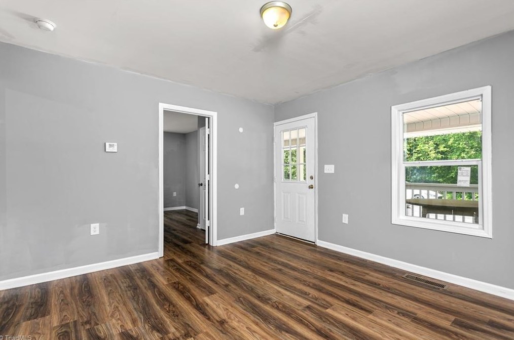 1208 Anderson Pl, High Point NC  27260-6807 exterior