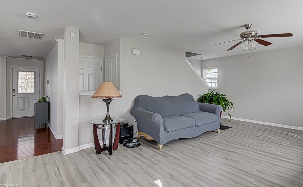 711 Traveller Dr, Whitsett NC  27377-8790 exterior