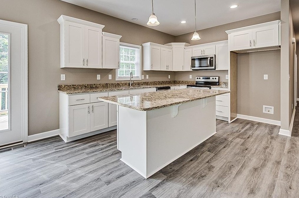 2648 Idlewild Drive Ext, Randleman NC 27317-7533 exterior