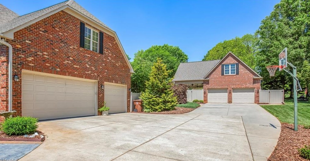 7238 Belmont Dr, Trinity NC  27370-7395 exterior
