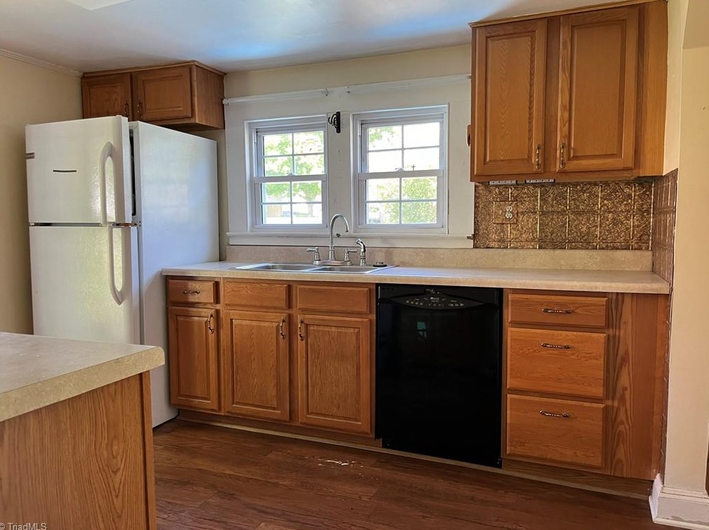 221 Spring St, Farmington NC 27028-2235 exterior