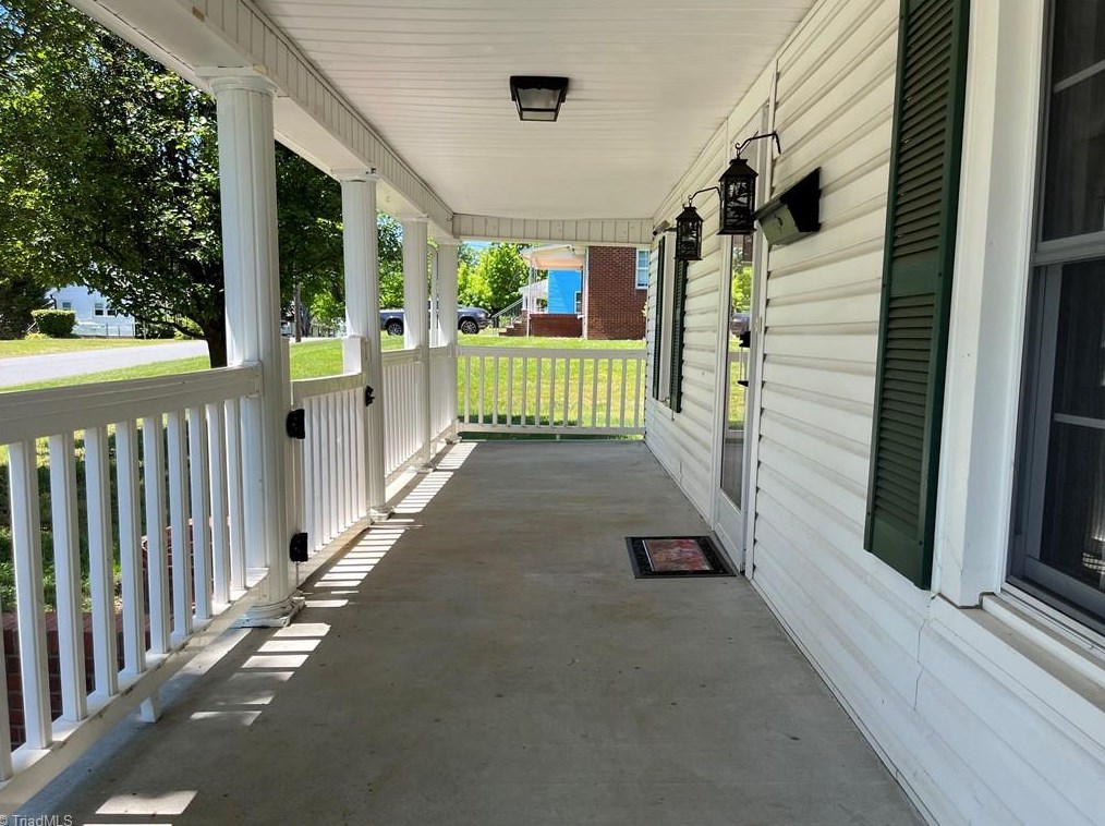 221 Spring St, Farmington NC 27028-2235 exterior