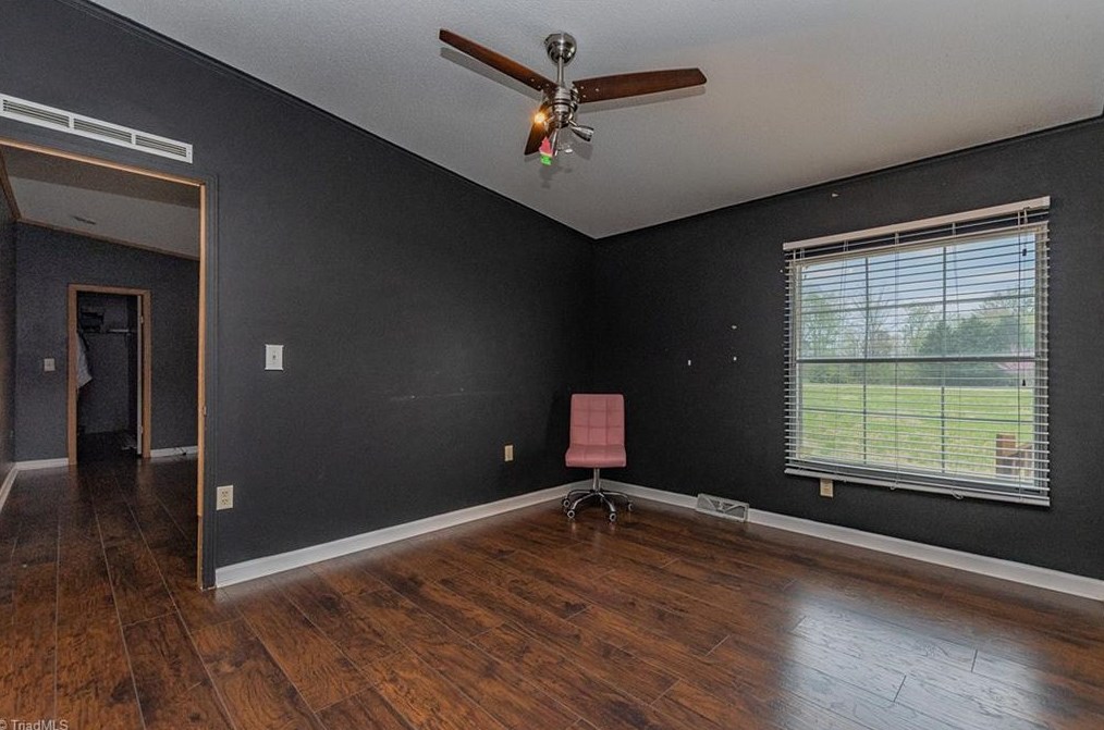 1520 Burgess Rd, Cycle NC 27020-7651 exterior