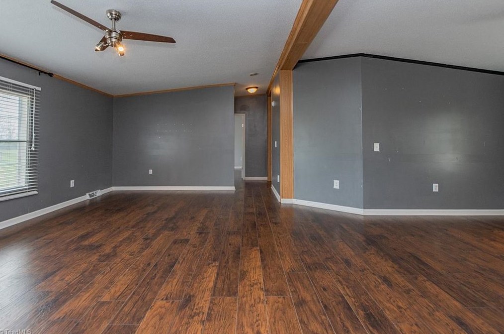 1520 Burgess Rd, Cycle NC 27020-7651 exterior