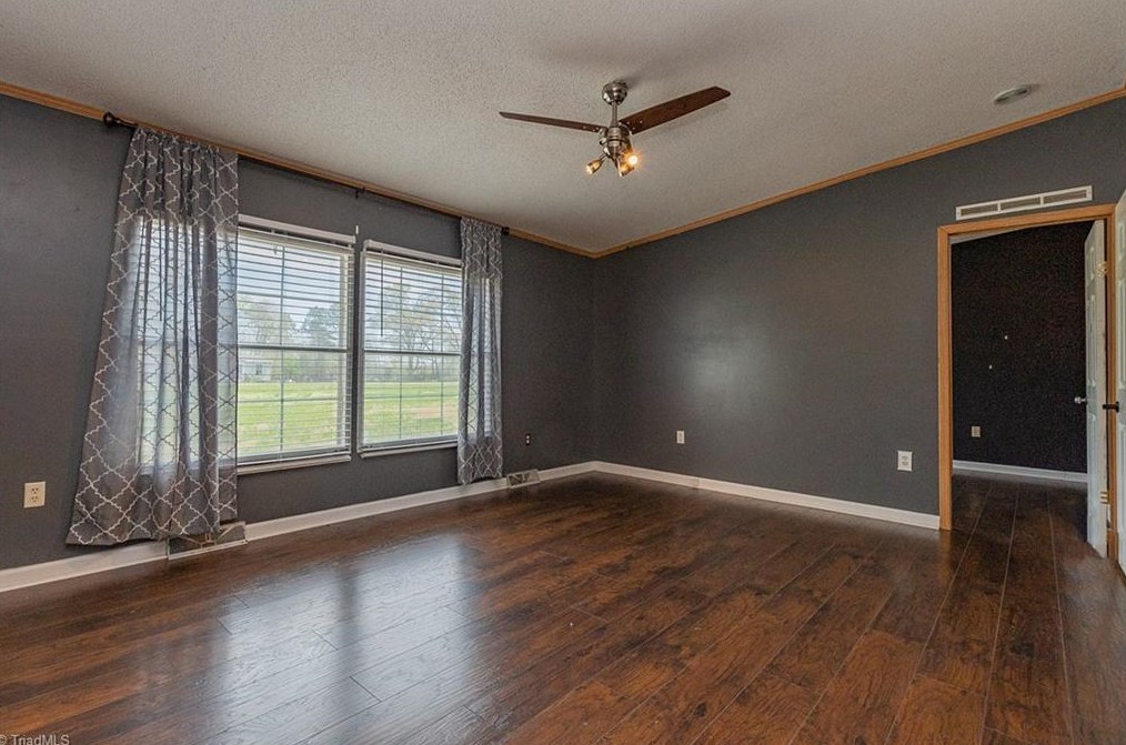 1520 Burgess Rd, Cycle NC 27020-7651 exterior