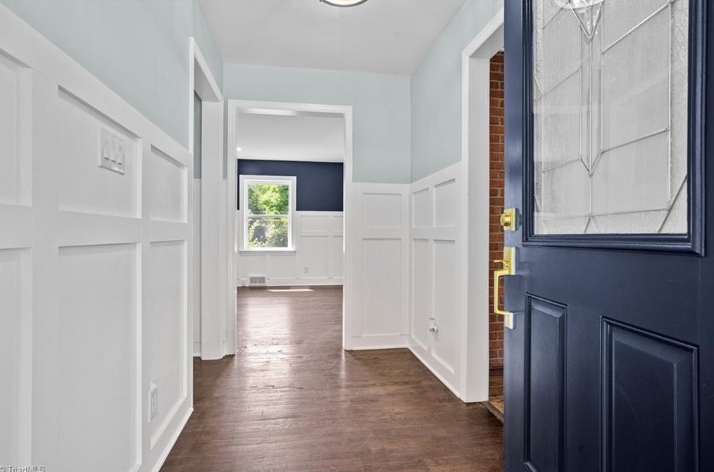 630 Chester Rd, Winston Salem NC  27104-1704 exterior