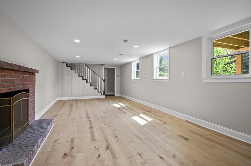 630 Chester Rd, Winston Salem NC  27104-1704 exterior