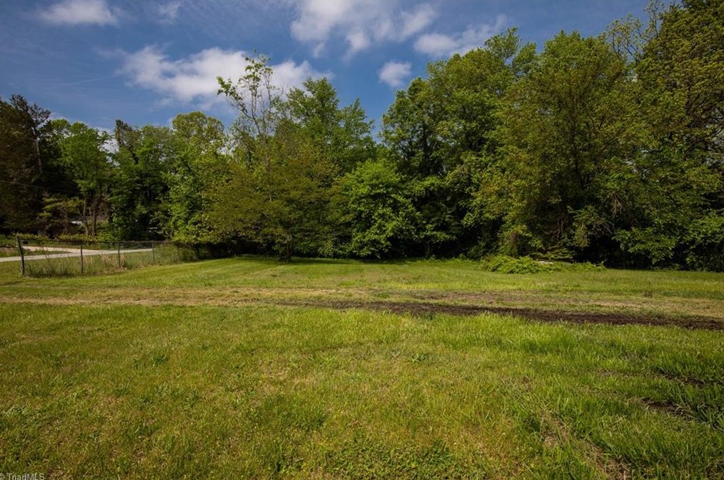 110 Hall, High Point NC 27263-2224 exterior