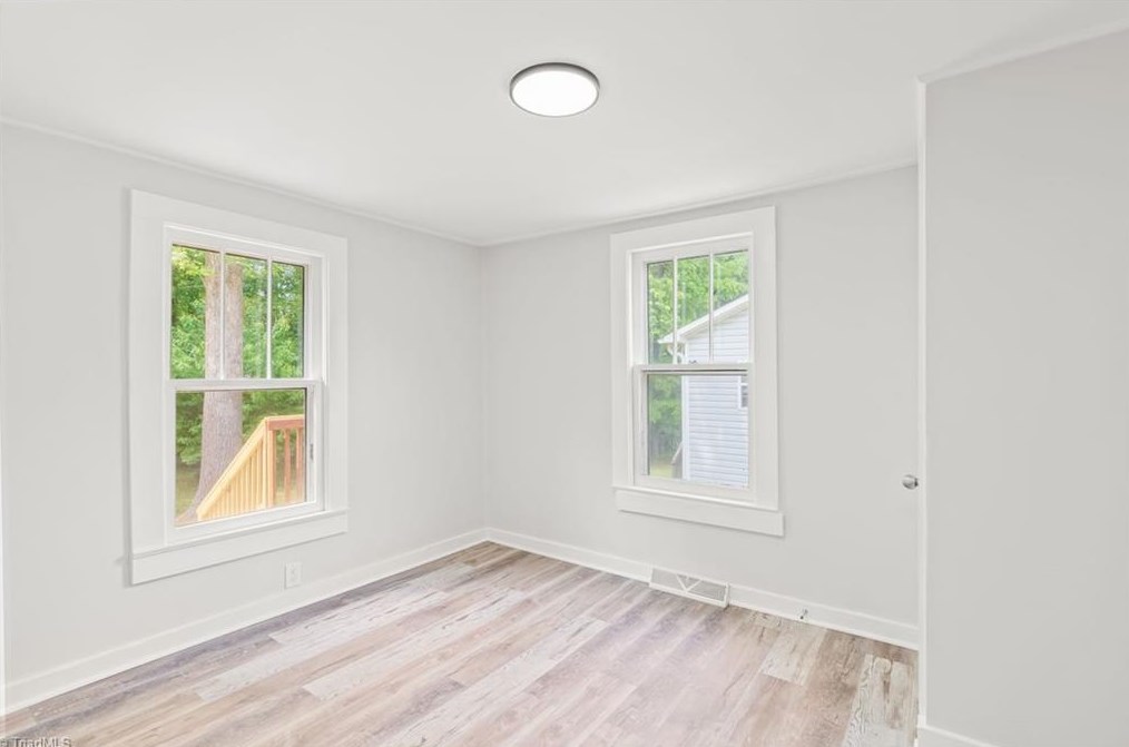 829 Pine Circle Dr, High Point NC  27265-1953 exterior