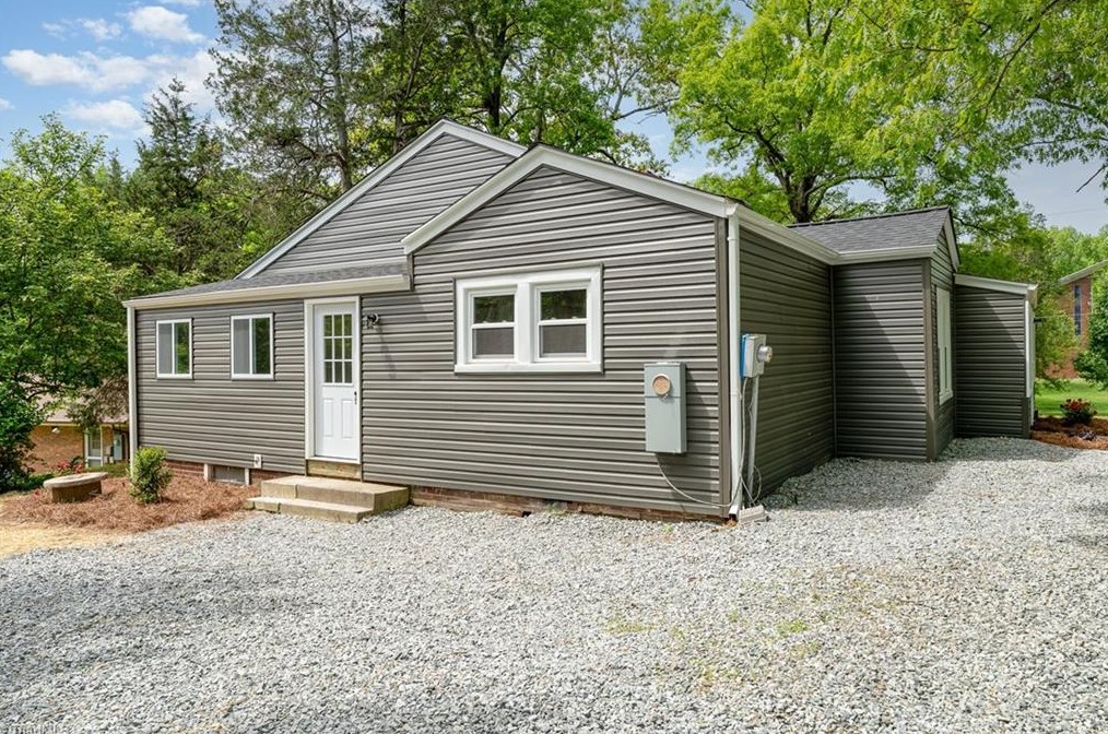 4 Culbreth Ave, Thomasville NC  27360-2914 exterior