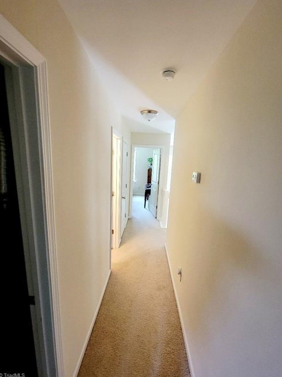 517 Song Sparrow Ln, Greensboro NC  27409-9148 exterior