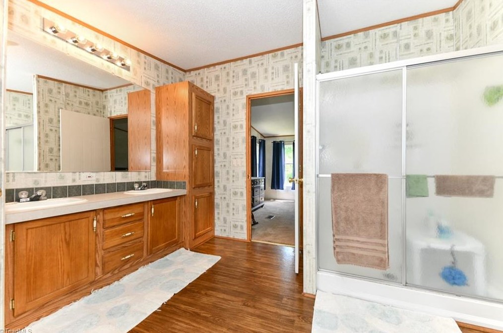 1323 Denny Rd, King NC  27021-8315 exterior