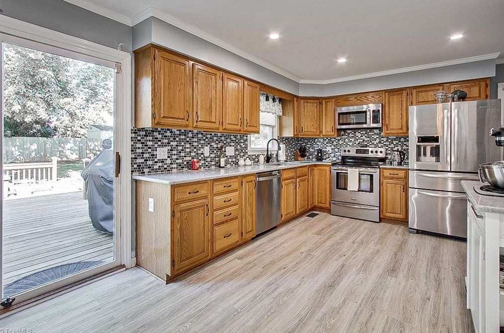 3225 Derby Cir, High Point NC  27265-2596 exterior