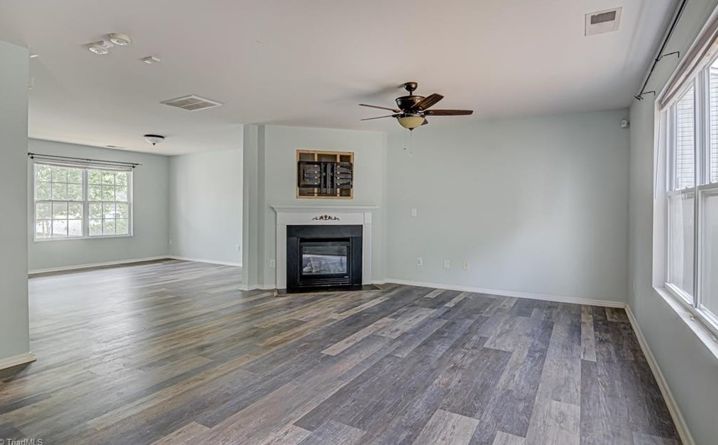 4425 Vernon Cir, Kernersville NC  27284-0132 exterior