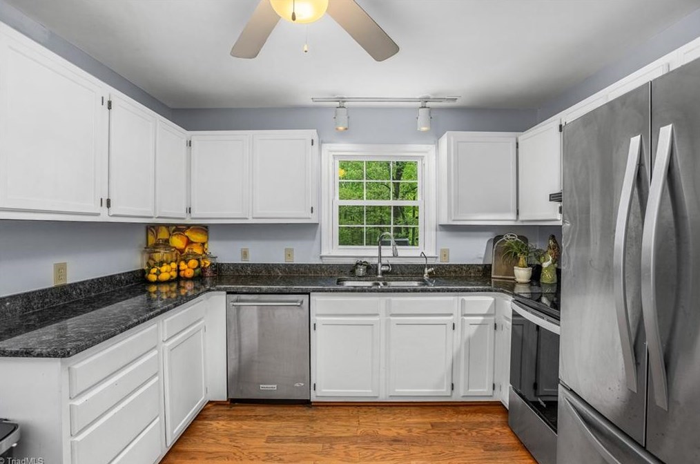 1413 Wiley Lewis Rd, Greensboro NC  27406-9597 exterior