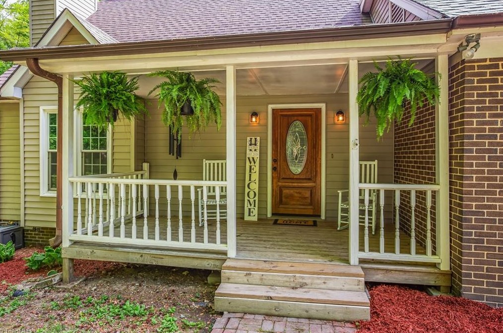 1413 Wiley Lewis Rd, Greensboro NC  27406-9597 exterior