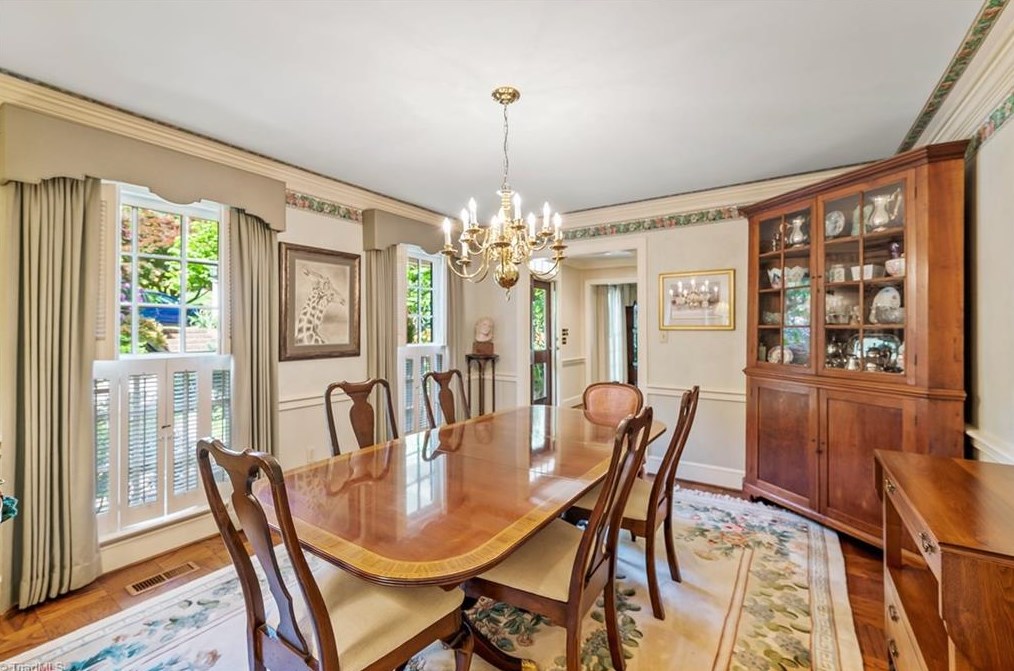 3521 Buena Vista Rd, Winston Salem NC  27106-5736 exterior