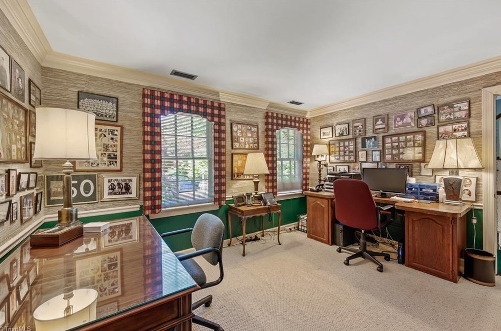 3521 Buena Vista Rd, Winston Salem NC  27106-5736 exterior