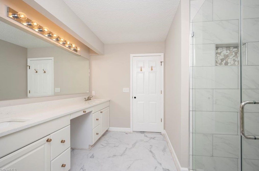 127 Rabbit Run, Lexington NC  27292-8113 exterior