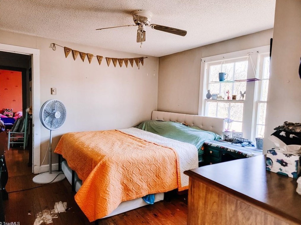 1501 Poplar Springs Rd, Elkin NC 28621-6101 exterior