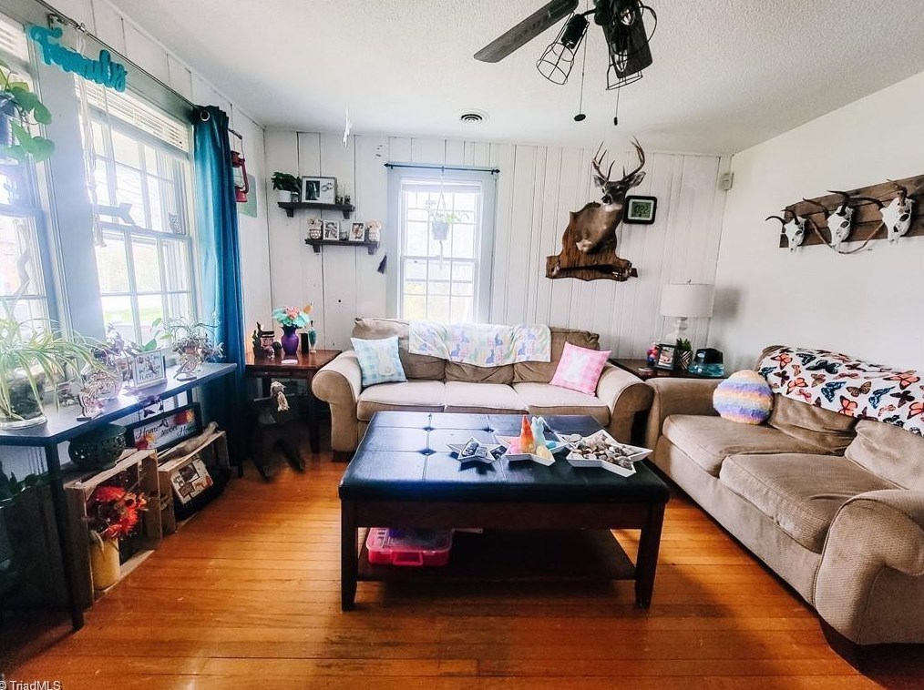 1501 Poplar Springs Rd, Elkin NC 28621-6101 exterior