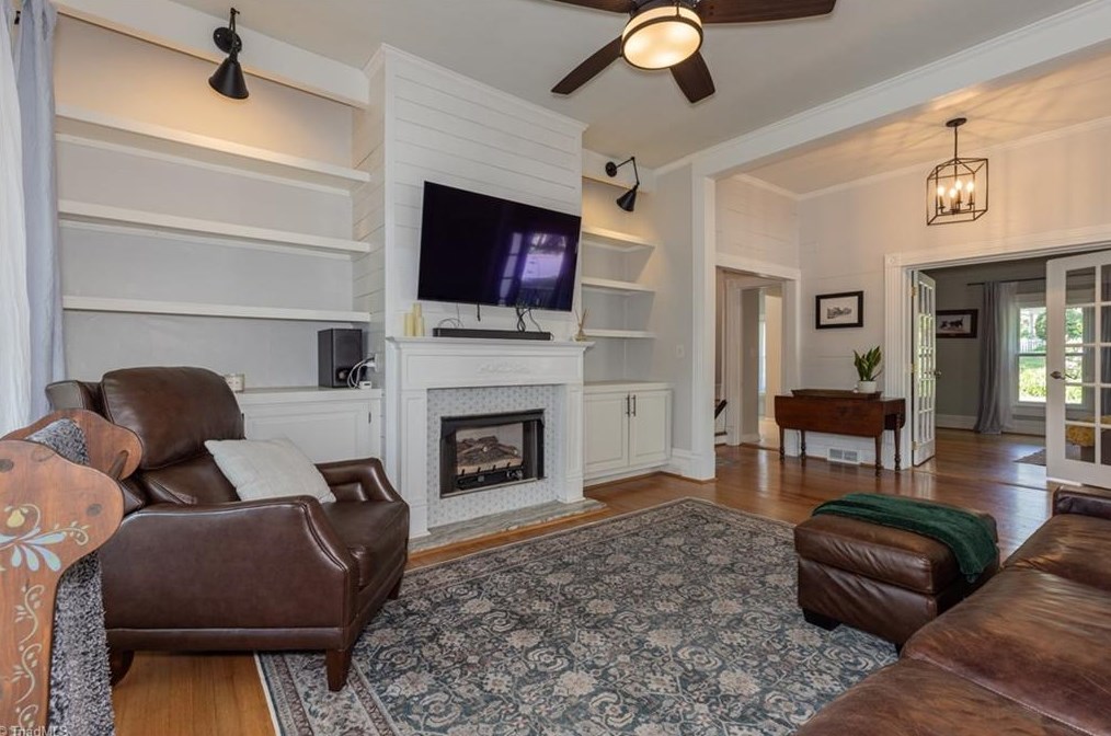 907 Trogdon St, North Wilkesboro NC  28659-3628 exterior