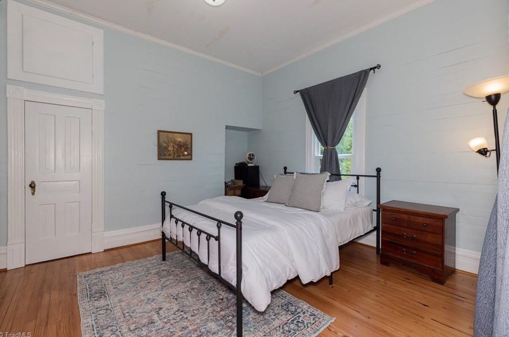 907 Trogdon St, North Wilkesboro NC  28659-3628 exterior