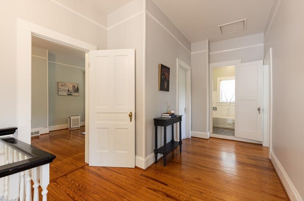 907 Trogdon St, North Wilkesboro NC  28659-3628 exterior