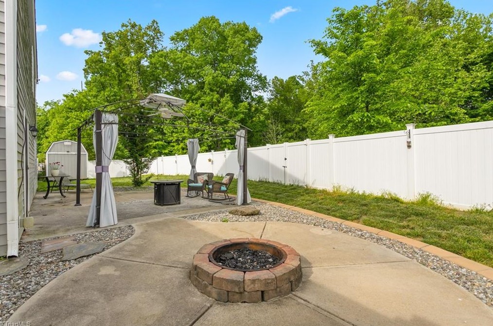 2024 Buckminster Dr, Whitsett NC 27377-9351 exterior