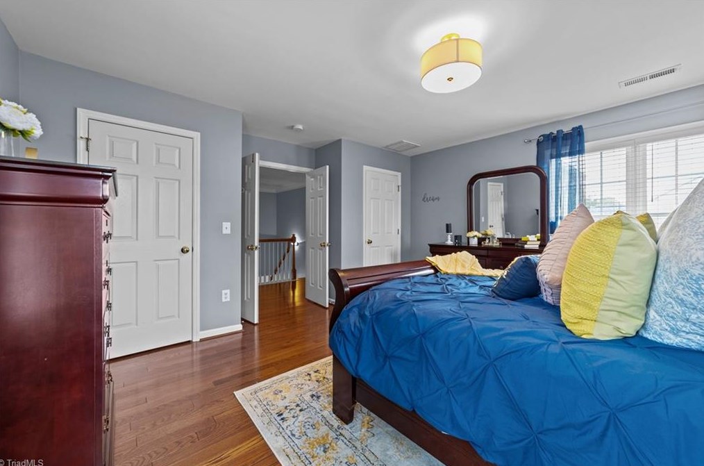 3705 Middlebury Way, Greensboro NC 27410-8692 exterior