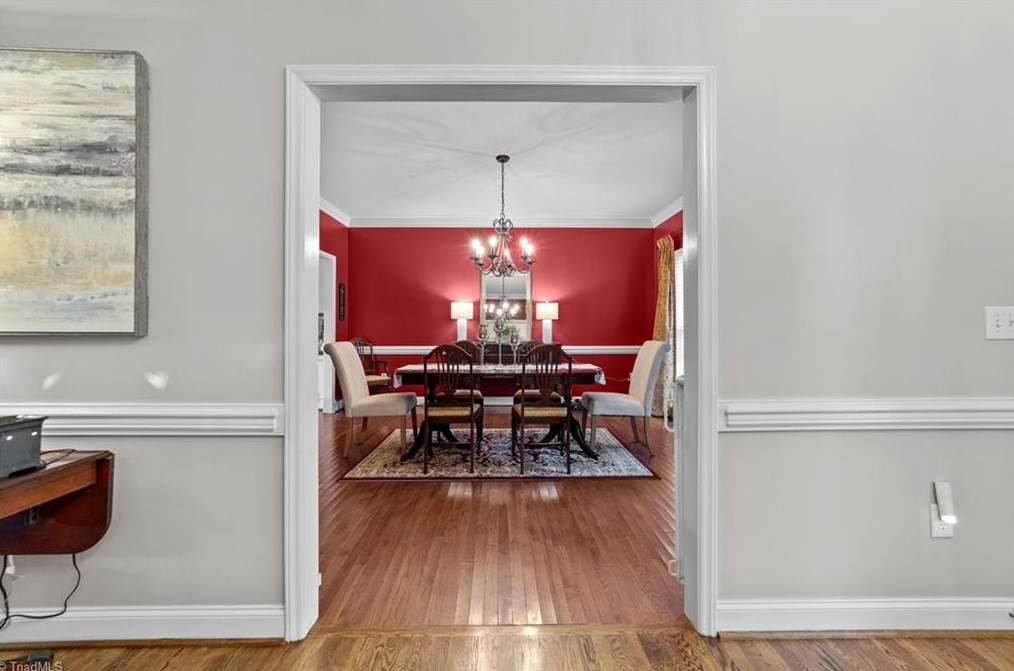 3705 Middlebury Way, Greensboro NC 27410-8692 exterior