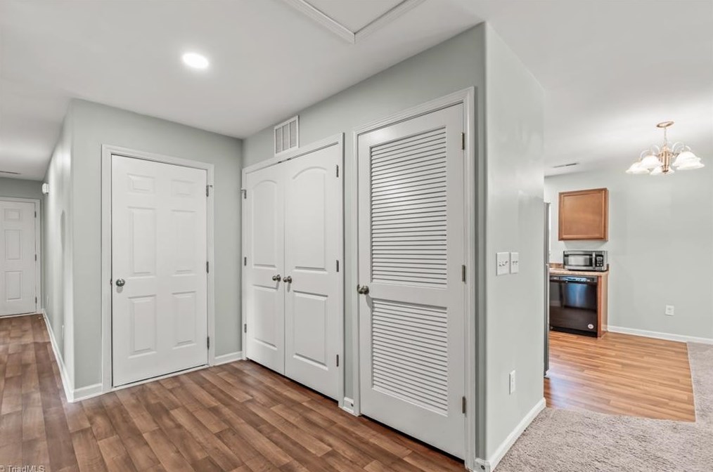 127 High Ridge Ct, Lexington NC  27295-8909 exterior