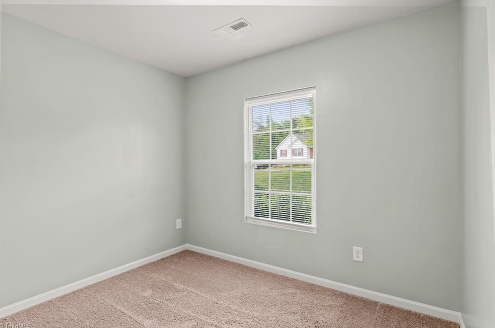 127 High Ridge Ct, Lexington NC  27295-8909 exterior