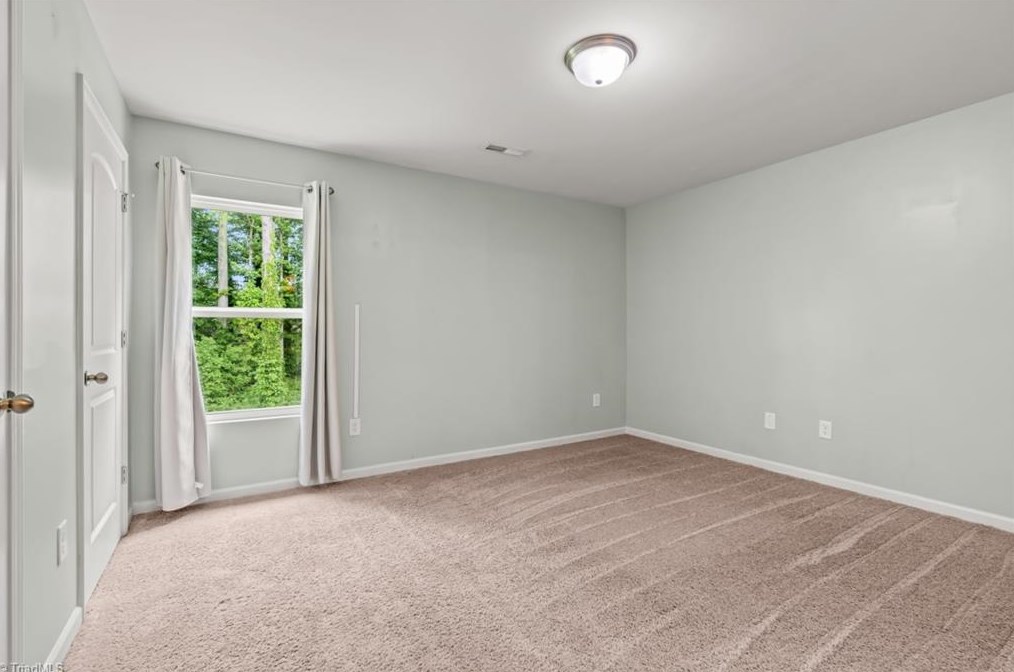 127 High Ridge Ct, Lexington NC  27295-8909 exterior