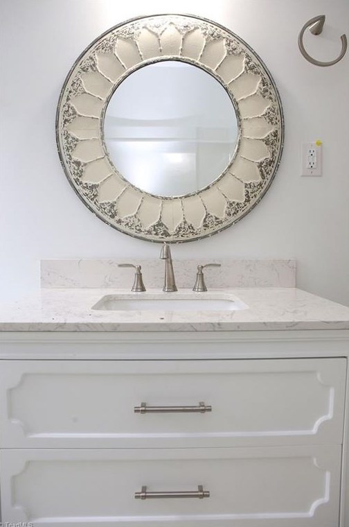 126 Tate St, Greensboro NC  27403-1837 exterior