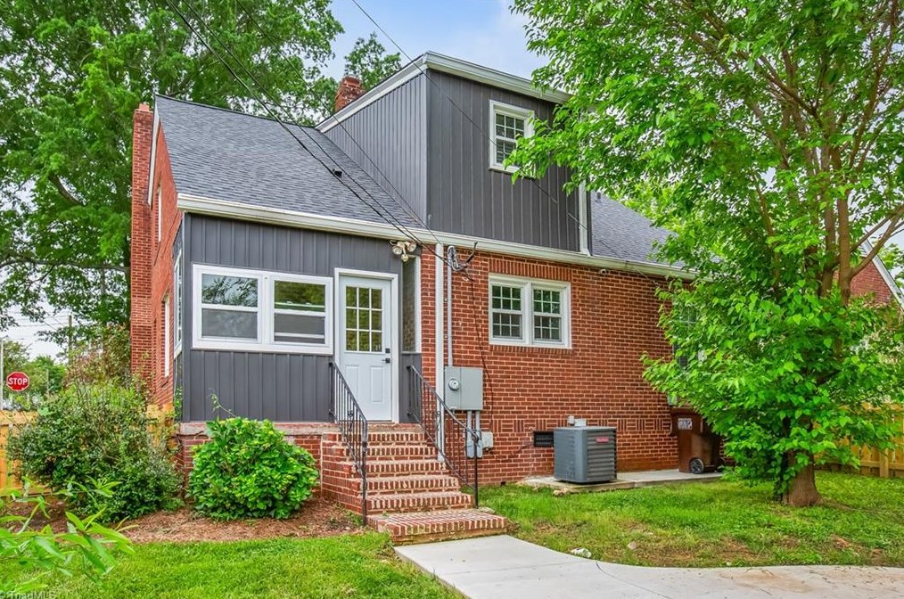 409 Woodrow Ave, High Point NC  27262-4157 exterior