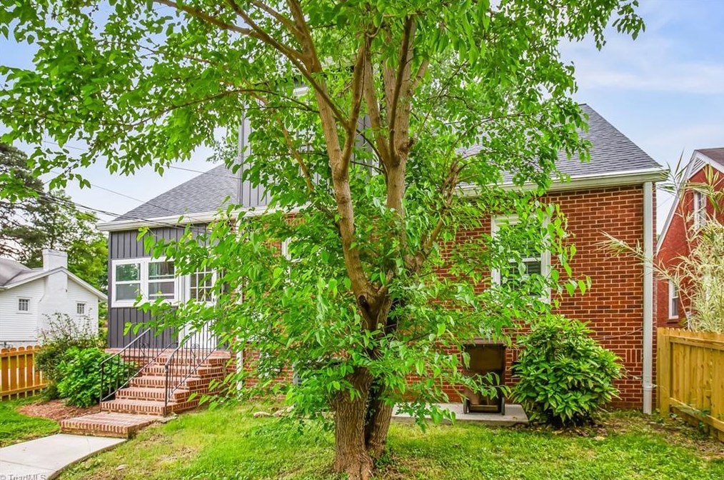 409 Woodrow Ave, High Point NC  27262-4157 exterior