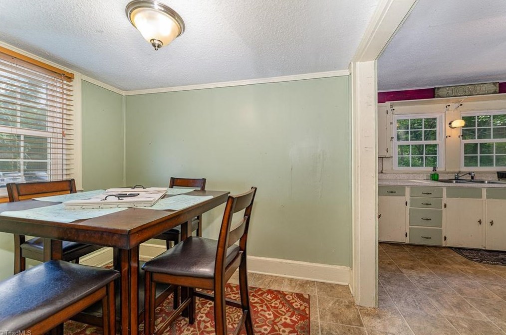 4721 Rolling Rd, Trinity NC  27370-8648 exterior