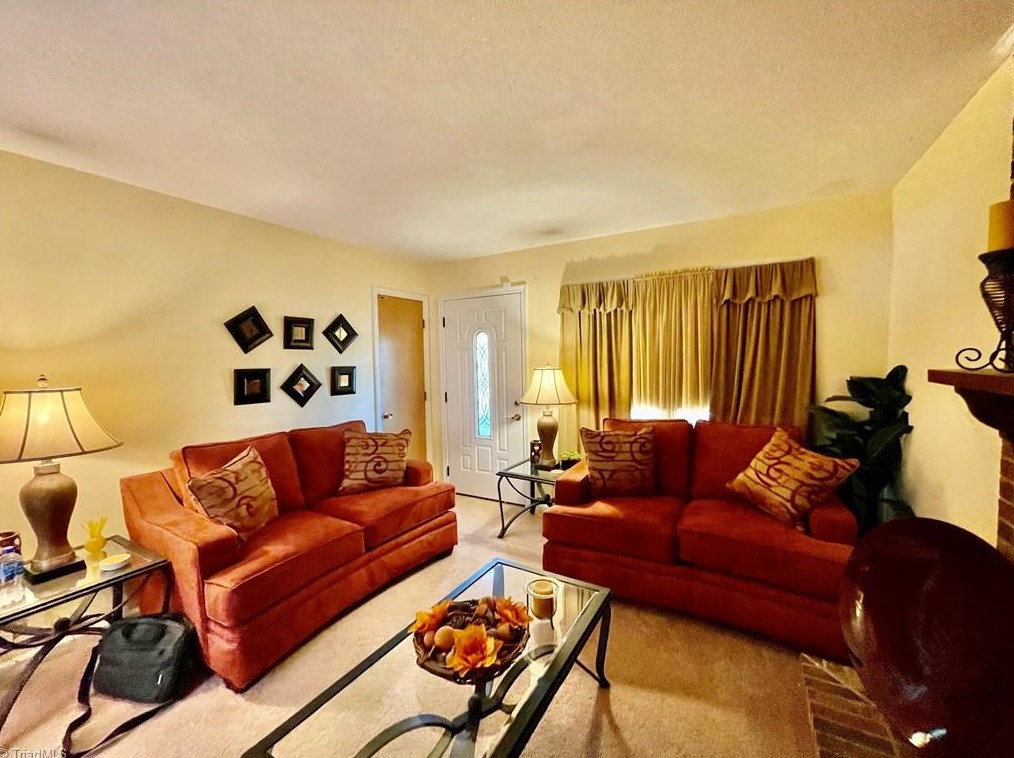 716 Vanderford St, Burlington NC  27215-6548 exterior