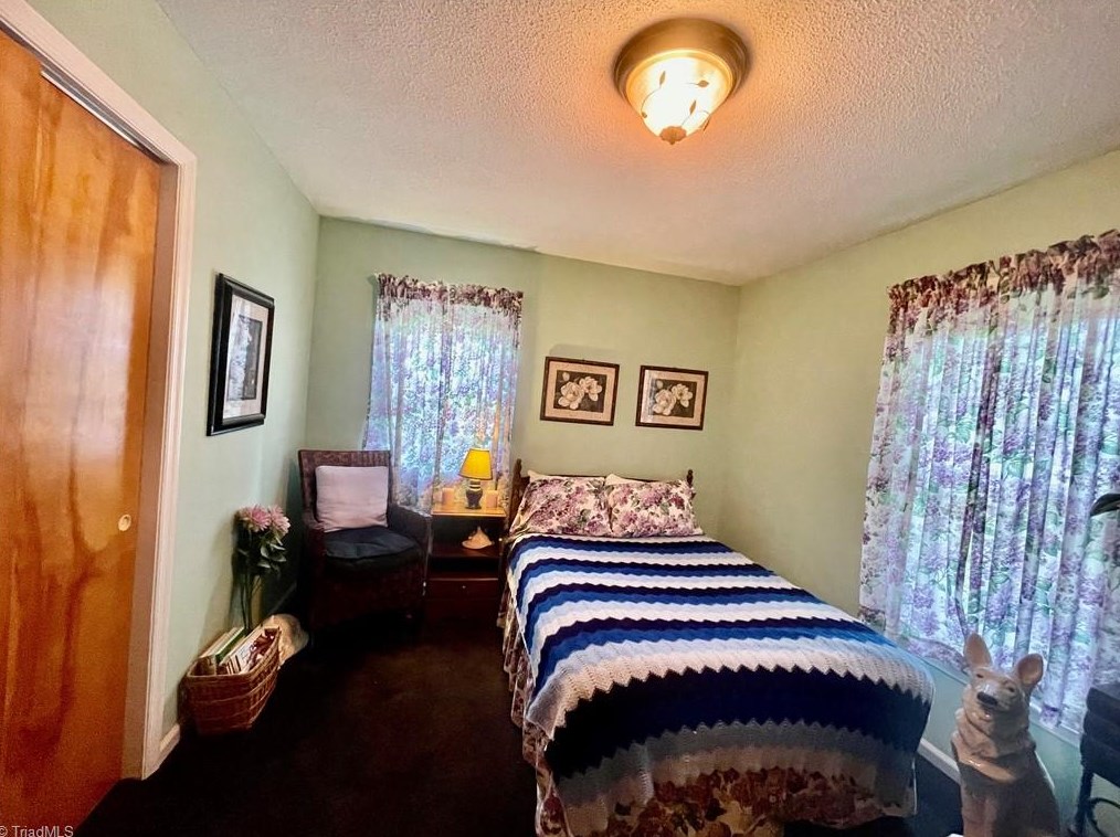 716 Vanderford St, Burlington NC  27215-6549 exterior